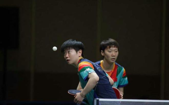 黄金般的沙 黄金般的沙