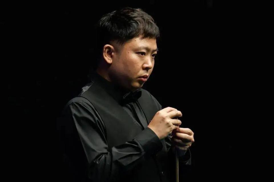 尽管罗马在 尽管罗马在