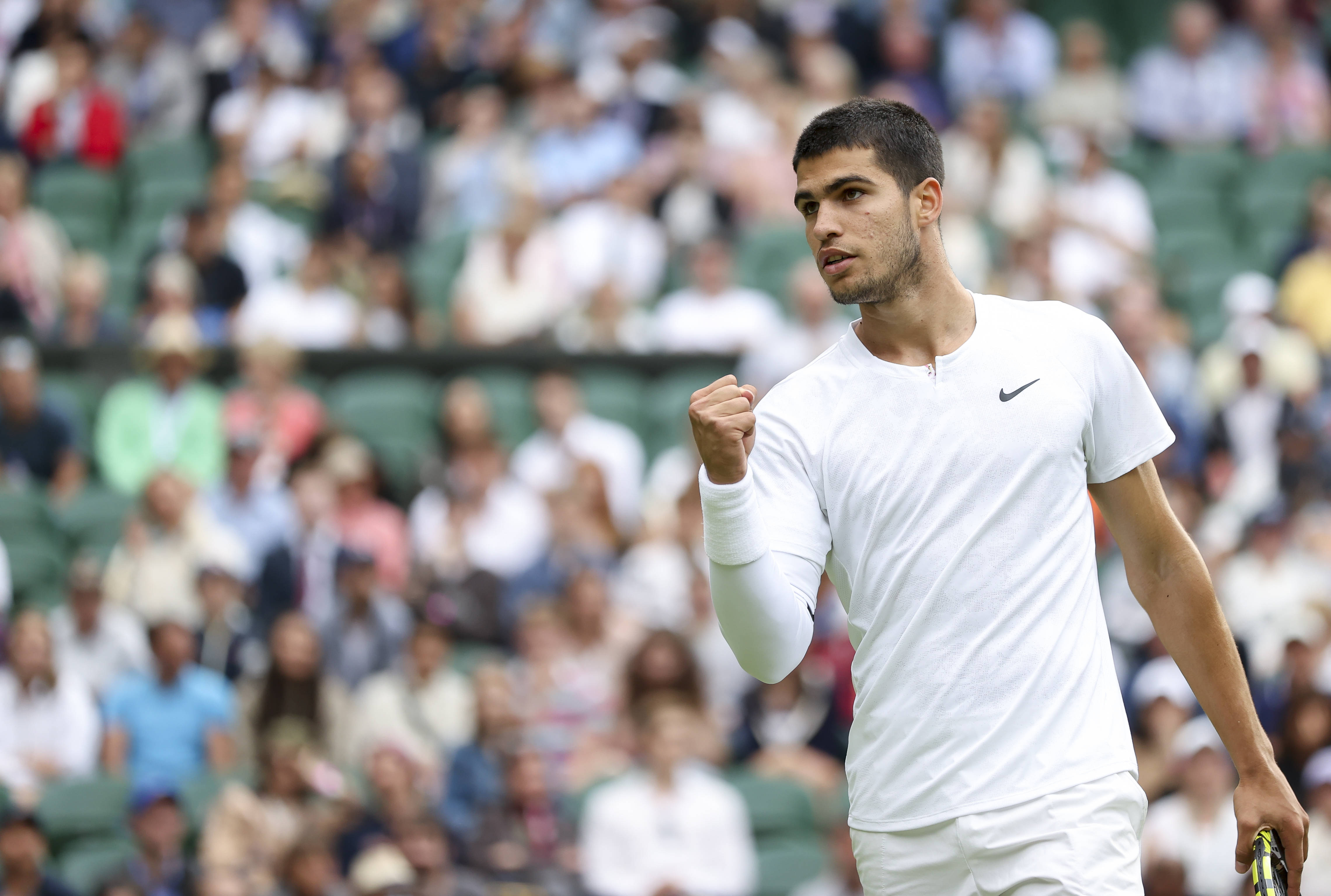 际行动向联 际行动向联