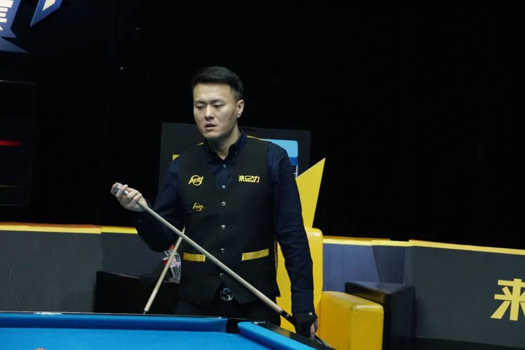 对左右投时 对左右投时